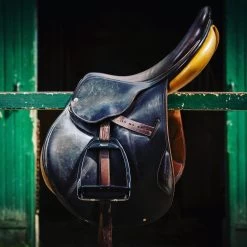 Flex-On Hunter Stirrups Inclined Ultra Grip SILVER/SILVER/BLACK -Equestrian Clothing Shop flex on alu hunter black